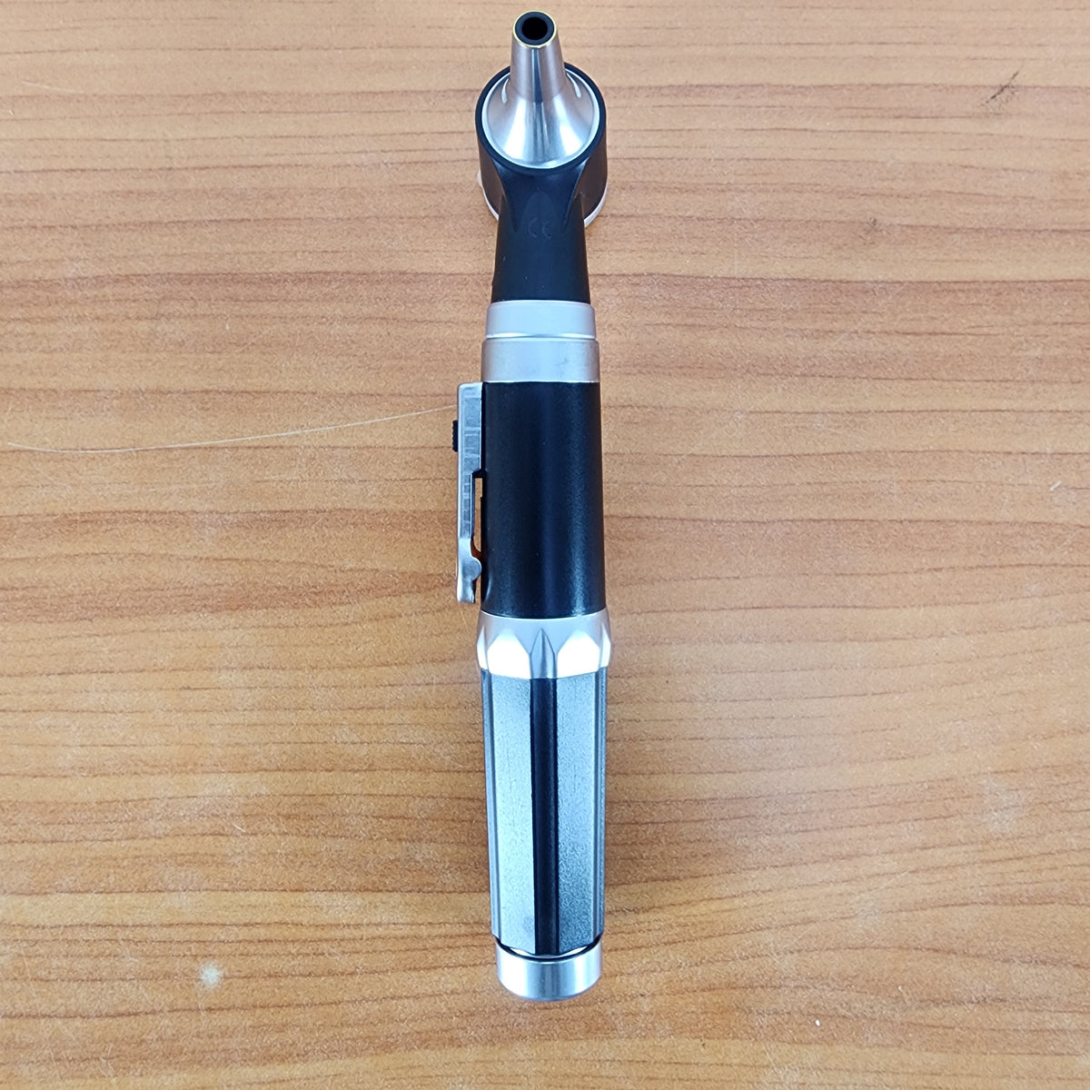 Otoscópio Portátil V-BT101