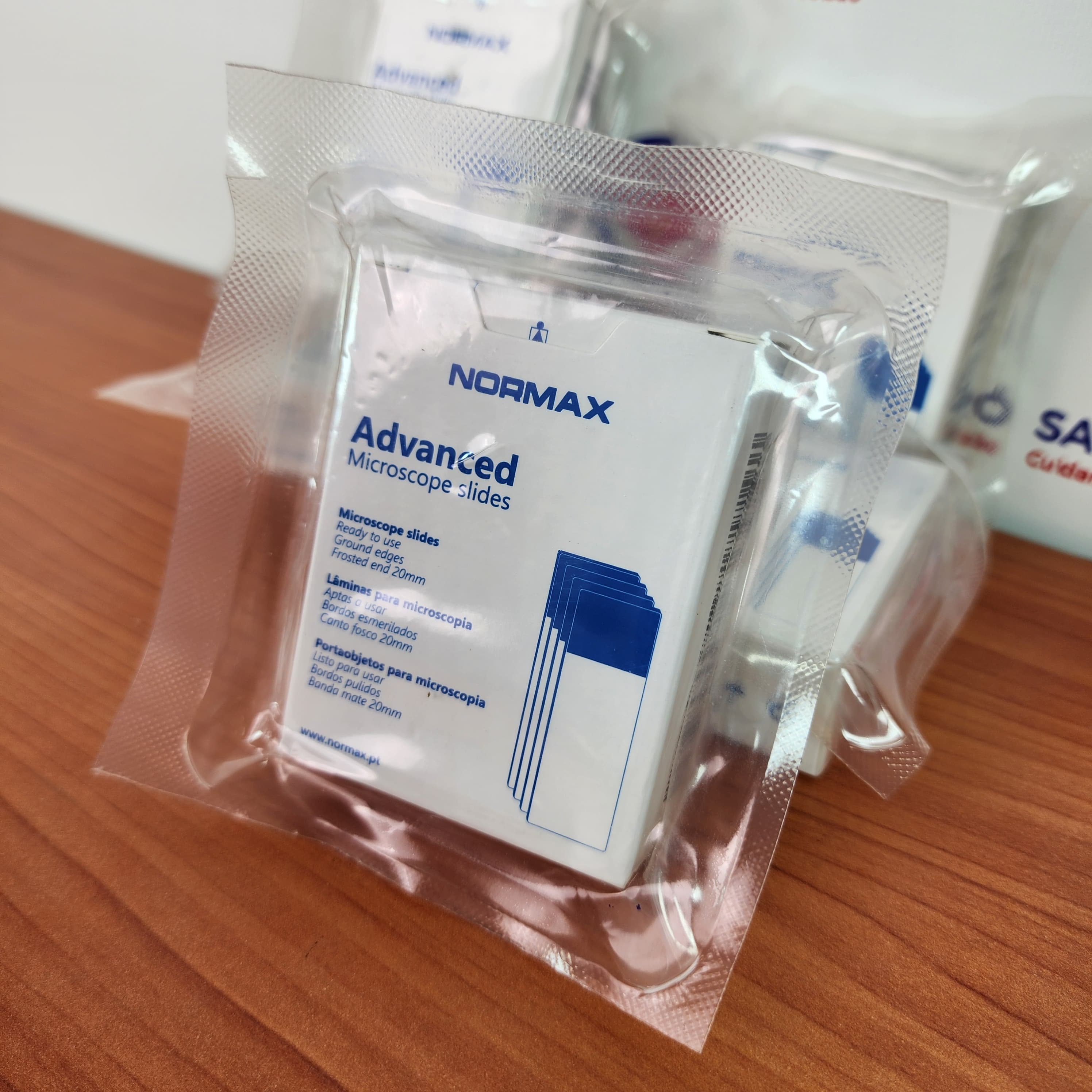 Lâminas para Microscopia Normax Advanced – Precisão e Qualidade para Análises Laboratoriais